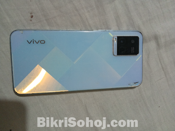 Vivo y21